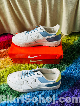 NIKE SHOE